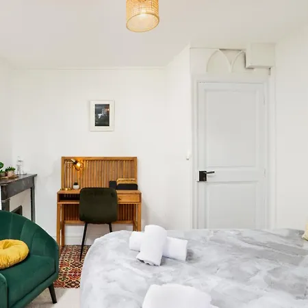 Le Pied A Terre De La Cite - Parking Au Pied De La Cite 아파트